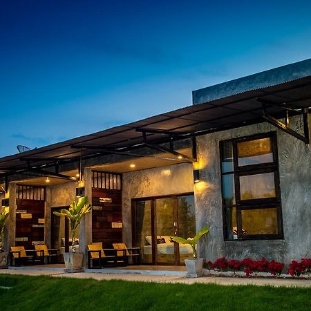 Friends House Hotel Chiang Khan Ngoại thất bức ảnh