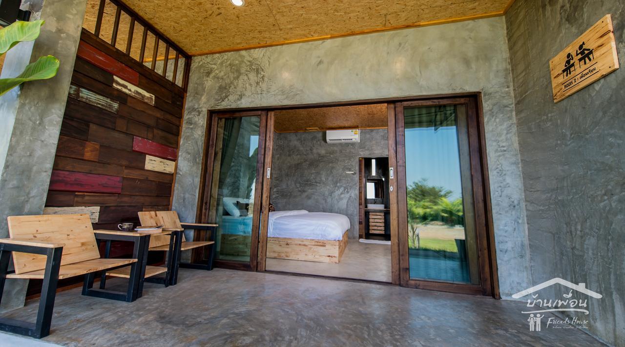 Friends House Hotel Chiang Khan Ngoại thất bức ảnh