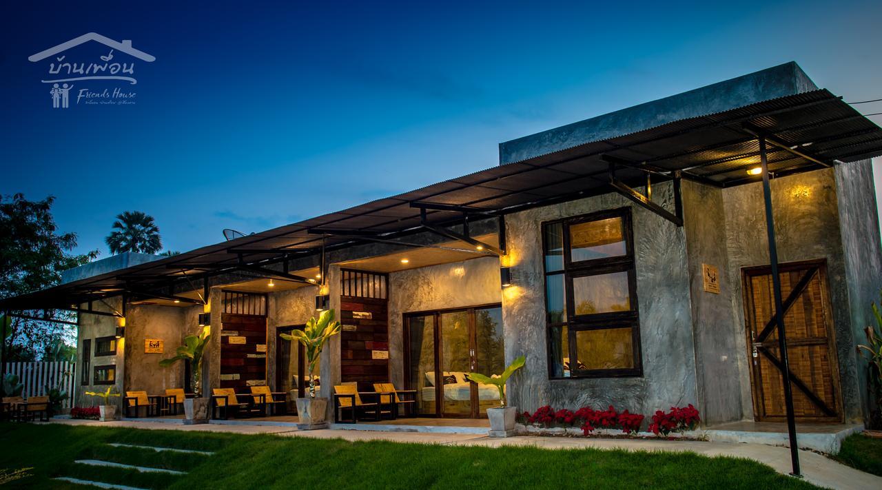 Friends House Hotel Chiang Khan Ngoại thất bức ảnh