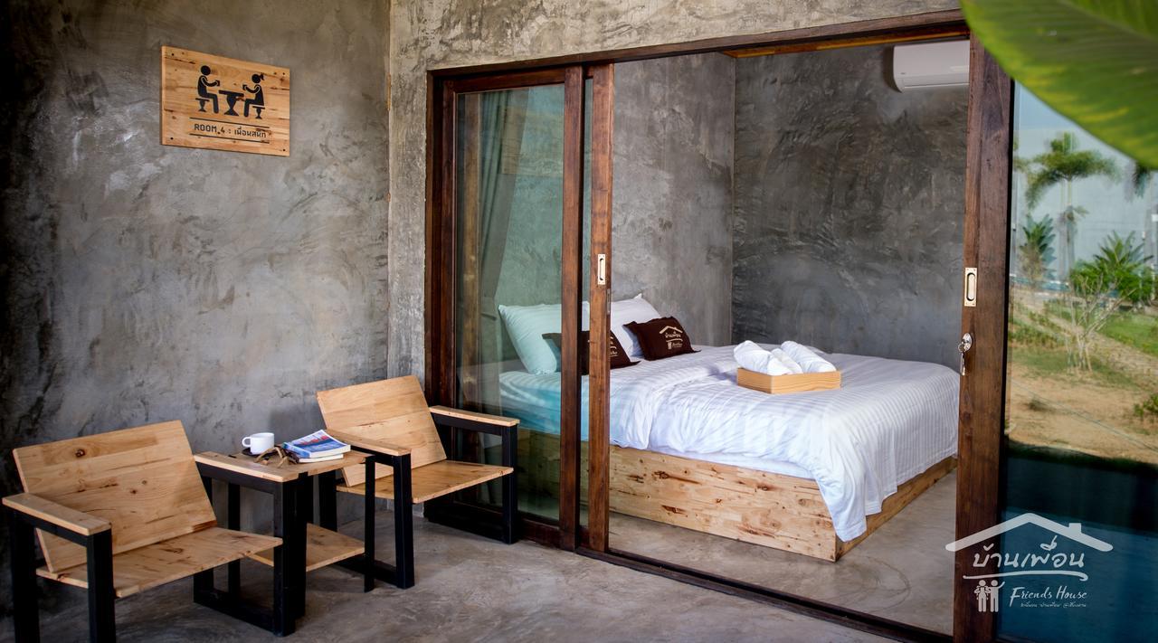 Friends House Hotel Chiang Khan Ngoại thất bức ảnh